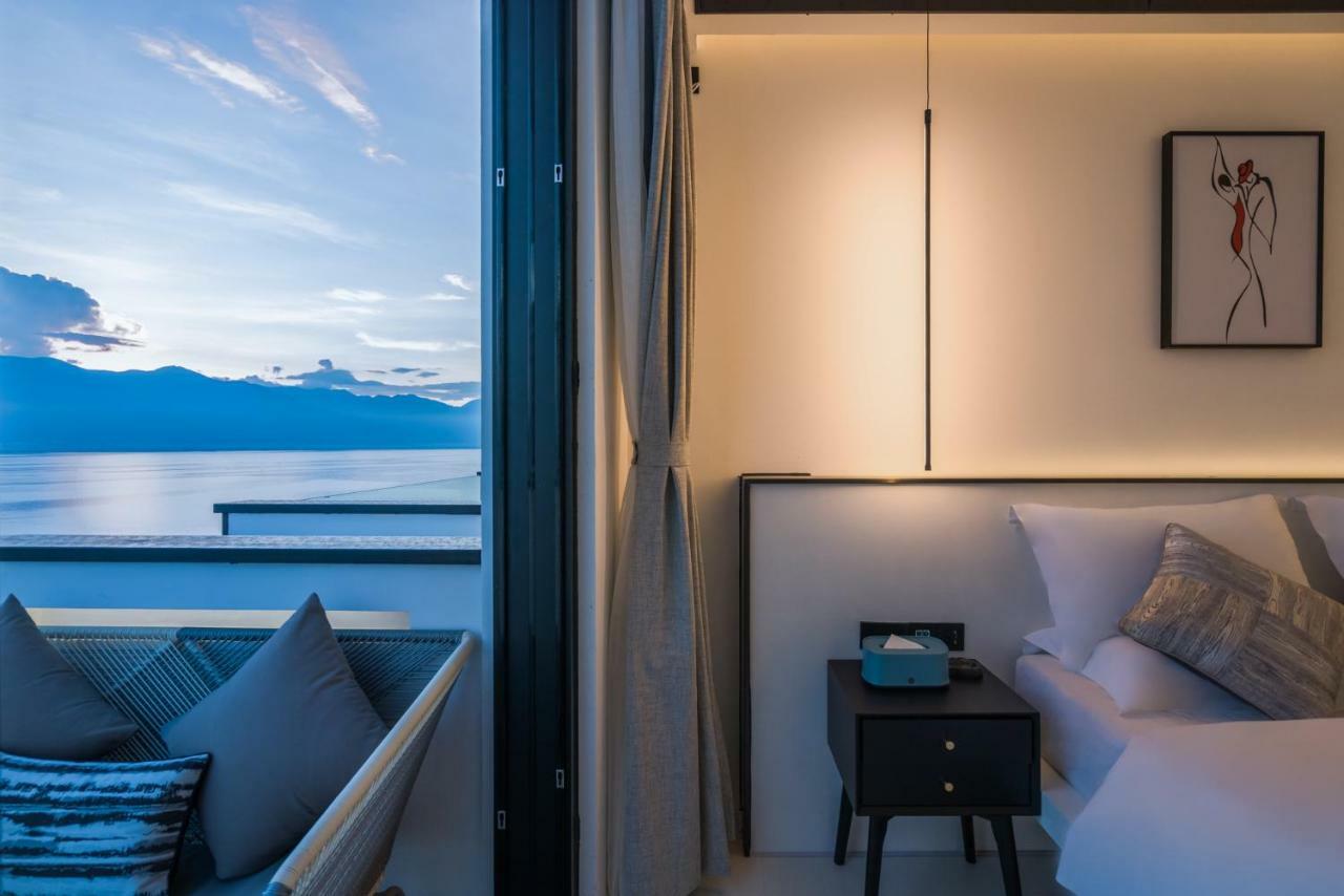 Dali Jiuxiao Star With Seaview Hotel Exteriör bild